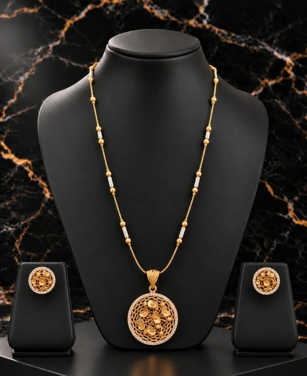 Handcrafted brass Golden Round Floral Mesh Crystal Necklace Set with antique finish