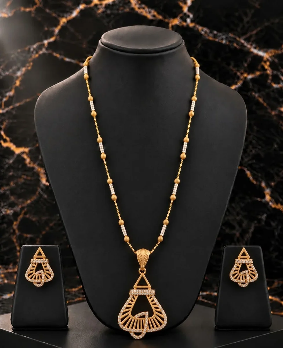 Handcrafted brass Golden Fan Arch Crystal Necklace Set with antique finish