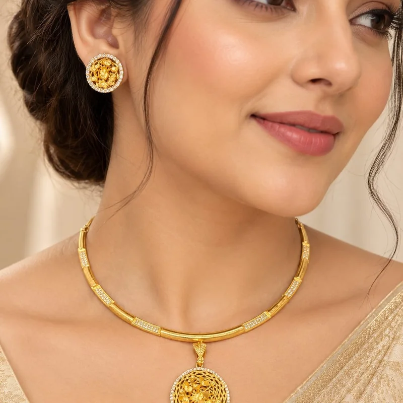 Royal Floral Medallion Gold Necklace Set